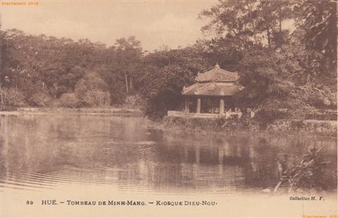 Annam - Hué - MF sans cadre 89 - Tombeau de Ming Mang - Kiosque de Dieu Ngu - @3012 #2977