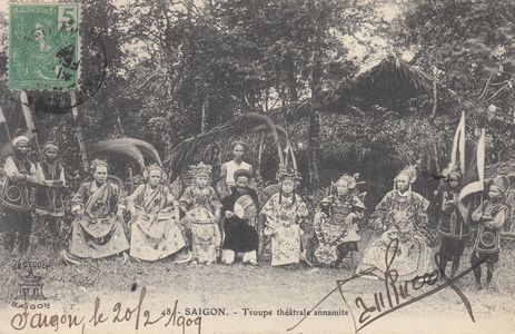@474 #2399 Cochinchine - Saigon - Théâtre - Troupe théâtrale annamite - Decoly 48 - L'album de Georges 