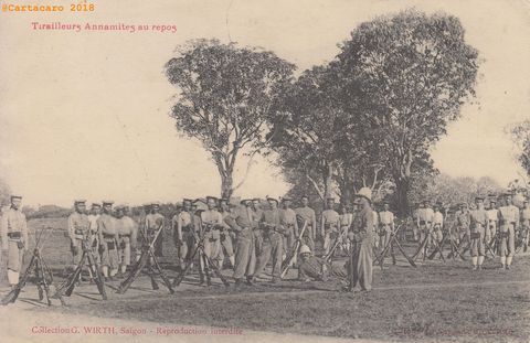 Cochinchine - Tirailleurs annamites au repos - Cliché du sergent Chatras - Wirth -@83 #3133