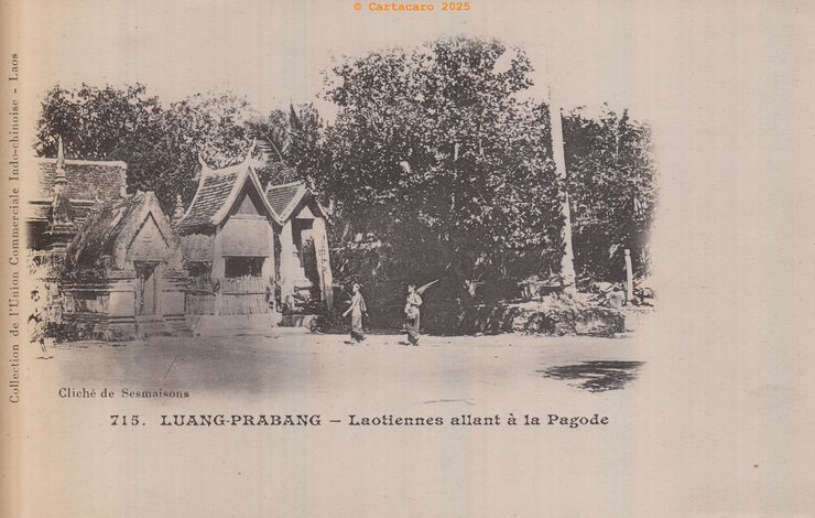 Luang Prabang - Laotiennes allant à la Pagode - UCI Cliché Sesmaisons 715