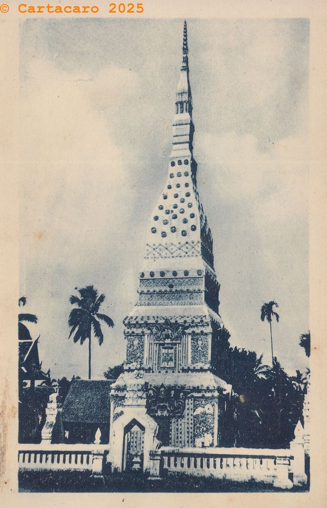 Laos - Tombeau d'un bonze Mission des Oblats de Marie immaculée @11065 #6058