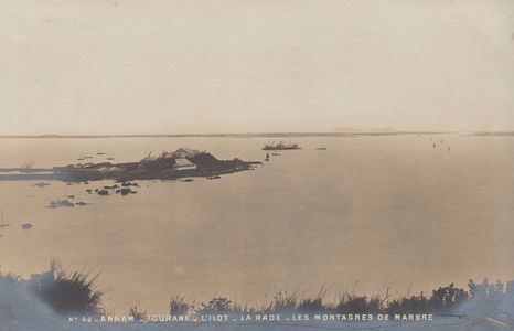 Annam - Tourane - L'îlot - La rade - Les montagnes de marbre Thiriat - numéro 49 #5427 ©Cartacaro 2022-062-049